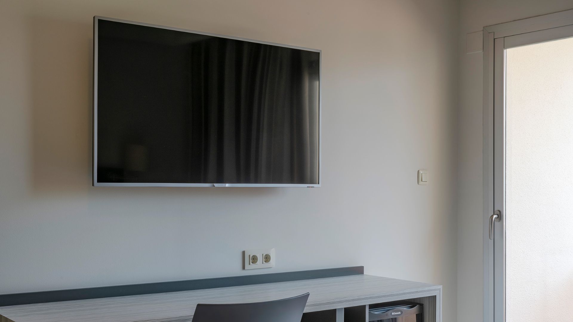 instalamos-smart-tv-led-de-49-en-todas-las-habitaciones